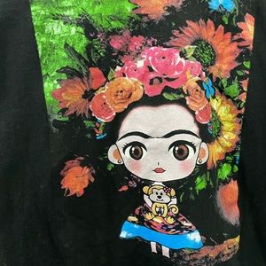 Large black tshirt with frida drawing